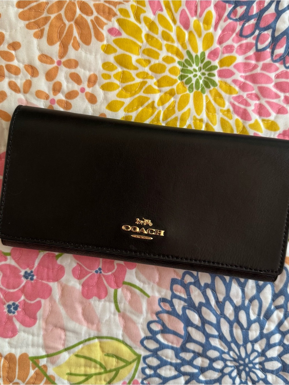 Coach signature long wallet brown black slim trifold pebbled leather snap zip